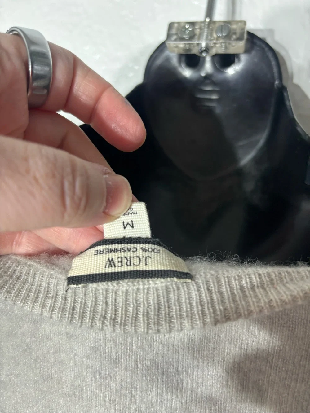 J crew women’s medium 100% cashmere v neck relaxed sweater gray capsule minimal